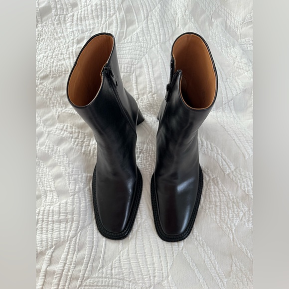 ✨SALE✨Alexander Wang Booker Square Toe Bootie ✨SALE✨ - Picture 7 of 16